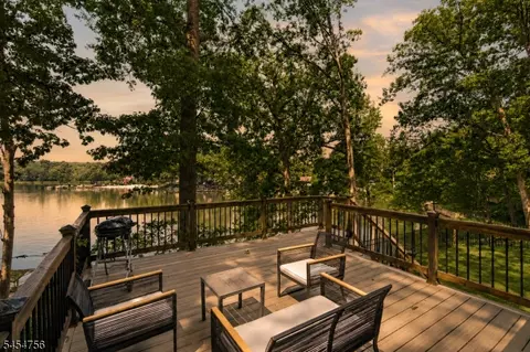 115 Wildwood Rd, Jefferson, NJ 07438