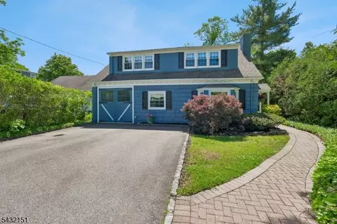 150 W End Pl, Cranford, NJ 07016