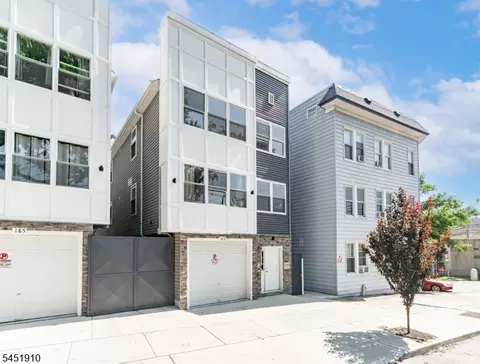 185 Sylvan Ave, Newark, NJ 07104