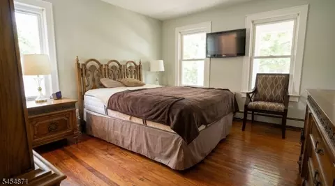 Bedroom - 45 Brook St, Springfield, NJ 07081 photo 1 of 4