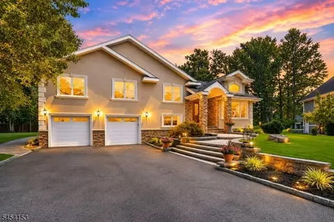 1253 Maple Hill Rd, Scotch Plains, NJ 07076