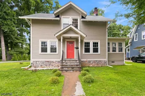 25 Rosedale Ave, Morris Plains, NJ 07950