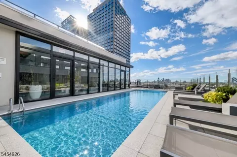 160 1st St UNIT 1111, Jersey City, NJ 07302