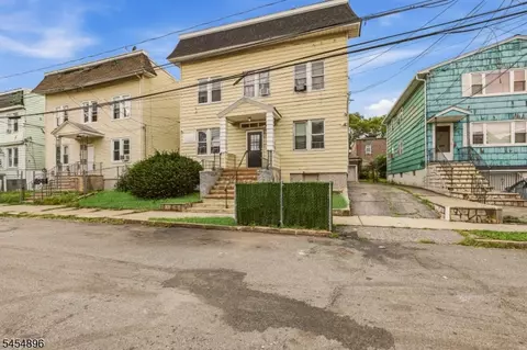 37 Hanford St, Newark, NJ 07114