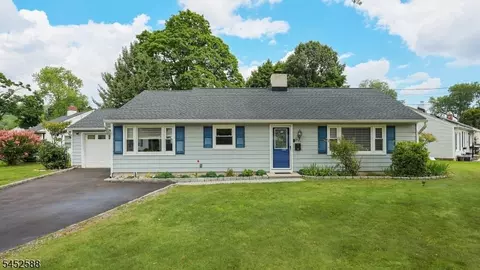 26 Lynn Ave, Middlesex, NJ 08846