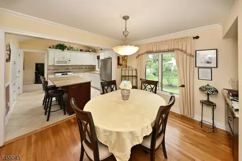 Dining - 393 Gregory Rd, Paramus, NJ 07652 photo 2 of 3