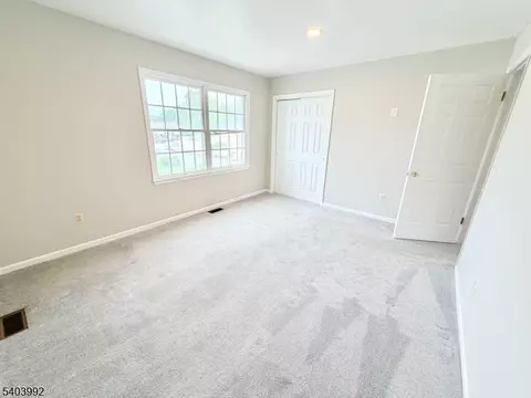 Bedroom - 86 Wilton Ave, Middlesex, NJ 08846 photo 3 of 3
