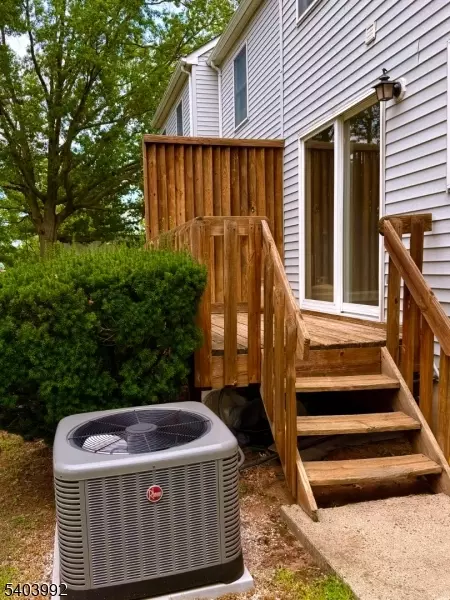 Exterior - 86 Wilton Ave, Middlesex, NJ 08846 photo 4 of 4