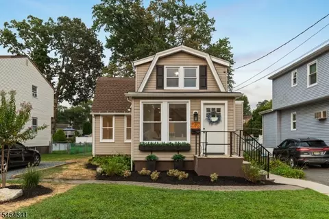 180 Cutter Ave, Fords, NJ 08863