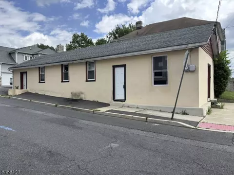 172 Burkley Pl, Vauxhall, NJ 07088