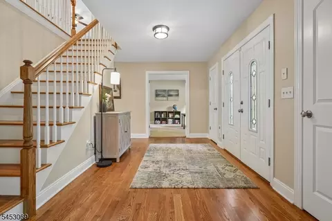 2 Link Pl, Edison, NJ 08820 photo 5