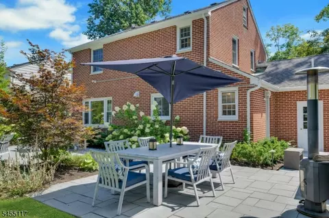 Exterior - 259 Ashland Rd, Summit, NJ 07901 photo 3 of 7