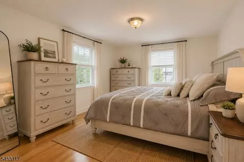Bedroom - 259 Ashland Rd, Summit, NJ 07901 photo 2 of 4