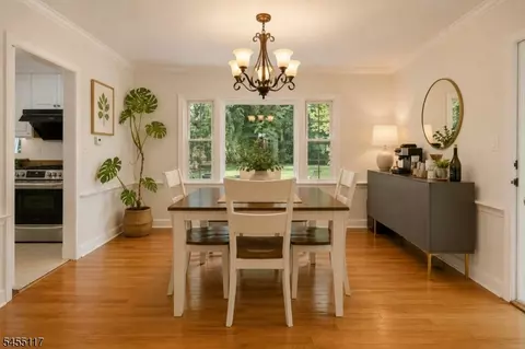 Dining - 259 Ashland Rd, Summit, NJ 07901 photo 1 of 2