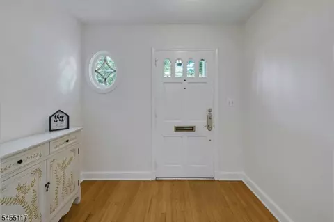 Entry Way - 259 Ashland Rd, Summit, NJ 07901 photo 1 of 3