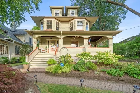 226 Whitford Ave, Nutley, NJ 07110