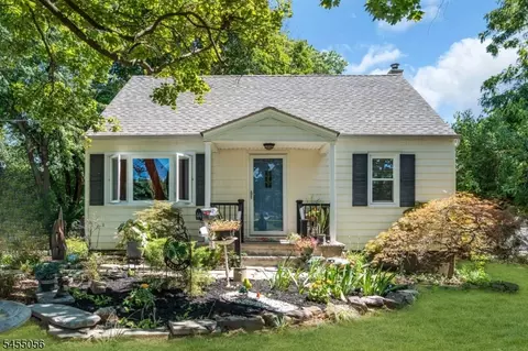 44 Allen St, Flemington, NJ 08822
