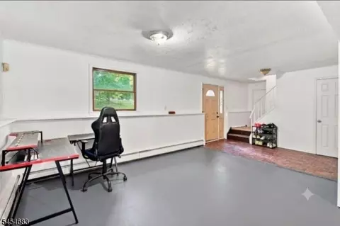 Entry Way - 20 Waterloo Rd, Stanhope, NJ 07874 photo 2 of 2