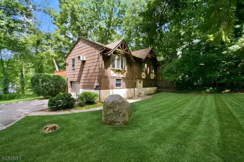 Exterior - 20 Waterloo Rd, Stanhope, NJ 07874 photo 2 of 7