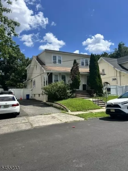 92 Burlington Ave, Paterson, NJ 07502