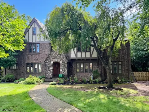 425 Ridgewood Ave, Glen Ridge, NJ 07028