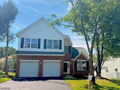 6 Joanne Ct, Bridgewater, NJ 08807