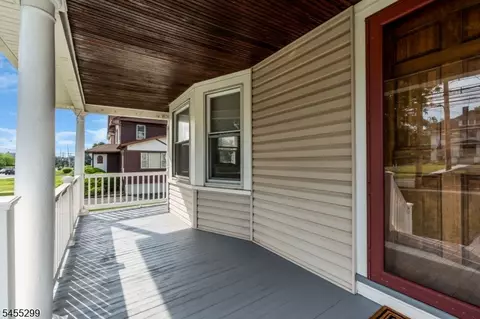 Exterior - 283 E Main St, Somerville, NJ 08876 photo 3 of 6