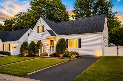 23 Mayfield Pl, Metuchen, NJ 08840
