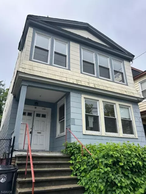 46 Rose Ter, Newark, NJ 07108