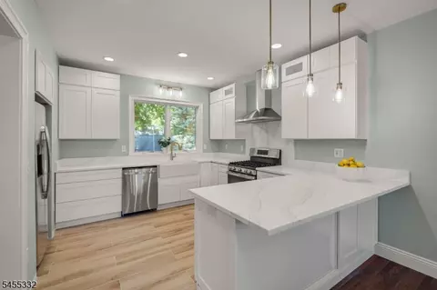 58 Wilts Ave, Hillsdale, NJ 07642