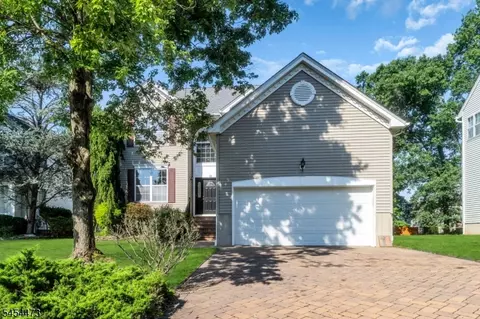 10 Sutton Ct, Bridgewater, NJ 08807
