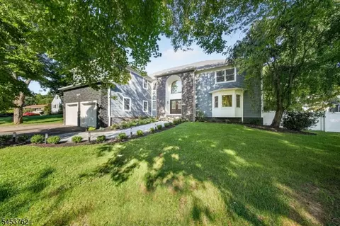 153 Old Beekman Rd, Monmouth Junction, NJ 08852