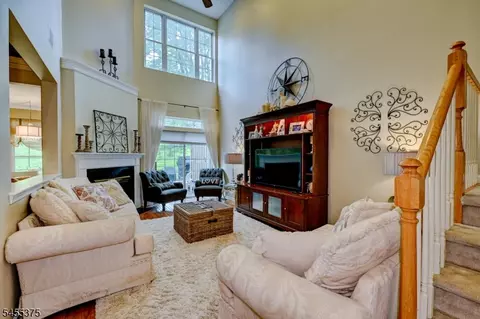 47 Loft Dr, Martinsville, NJ 08836