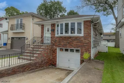 2114 Alberta Ave, Linden, NJ 07036