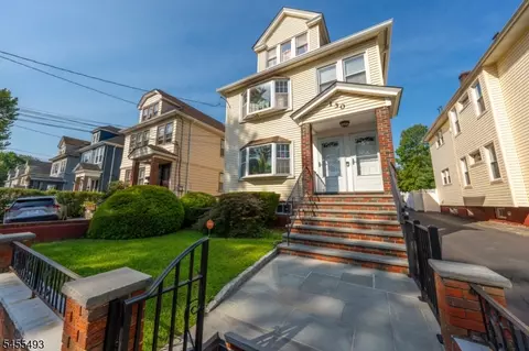 130 Acme St, Elizabeth, NJ 07202
