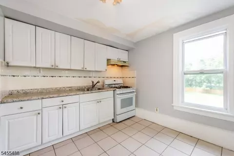Entry Way - 1125 E Front St, Plainfield, NJ 07062 photo 3 of 5