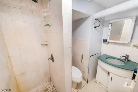 Bath - 1125 E Front St, Plainfield, NJ 07062 photo 5 of 6