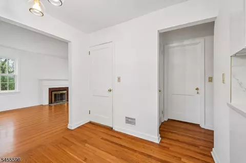 Entry Way - 18 Mountainside Dr, Wayne, NJ 07470 photo 1 of 1