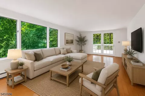 Living - 18 Mountainside Dr, Wayne, NJ 07470 photo 6 of 6