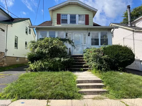2138 Stecher Ave, Union, NJ 07083