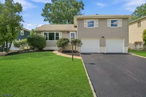 656 Winchester Ave, Union, NJ 07083