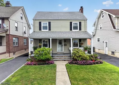 957 Arnet Ave, Union, NJ 07083