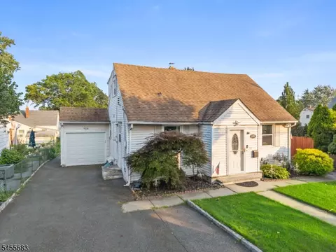 109 Maple Hill Rd, Clifton, NJ 07013