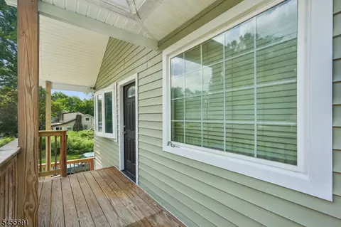 Exterior - 307 Boulevard Dr, Wayne, NJ 07470 photo 2 of 3
