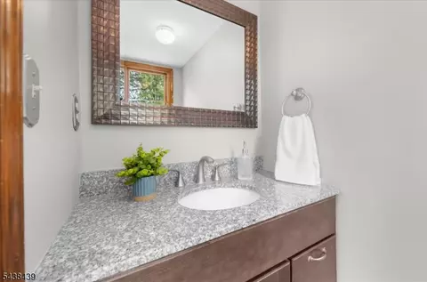 Bath - 7 Devore Rd, Flemington, NJ 08822 photo 1 of 5