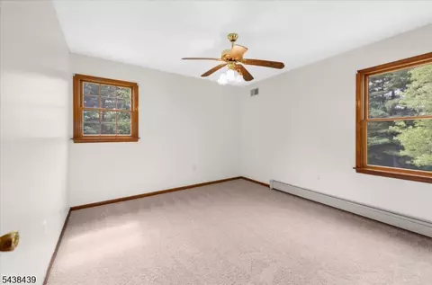 Bedroom - 7 Devore Rd, Flemington, NJ 08822 photo 6 of 8