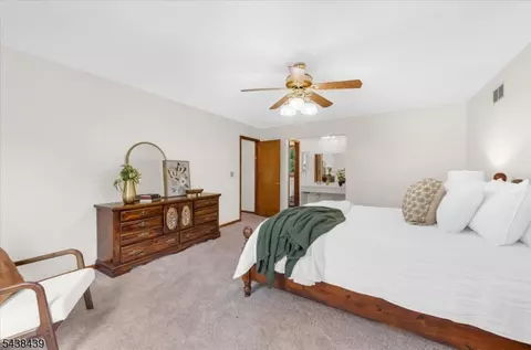 Bedroom - 7 Devore Rd, Flemington, NJ 08822 photo 7 of 8