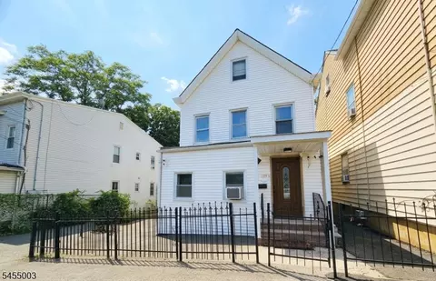 107 N 7th St, Paterson, NJ 07522