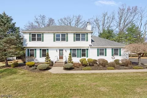 24 Flanders Way, Bridgewater, NJ 08807