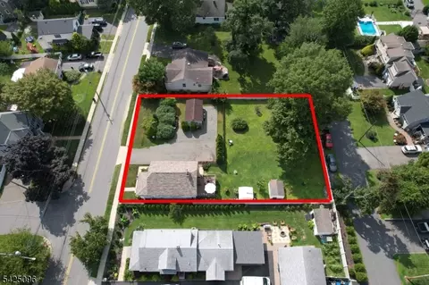 22 Jacksonville Rd, Pompton Plains, NJ 07444
